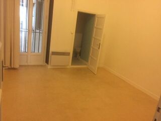  Appartement à louer 2 pièces 52 m²