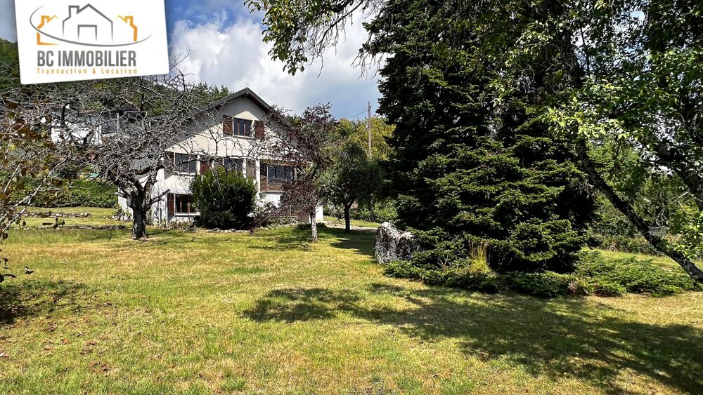 Divonne Arbere belle maison traditionnelle à rénover