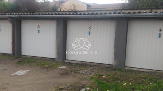  Parking / Garage à vendre 105 m²