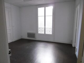  Appartement à louer 4 pièces 92 m²