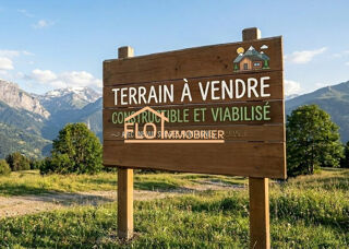  Terrain à vendre 977 m²