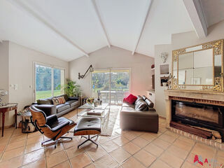  Maison � vendre 9 pi�ces 275 m�