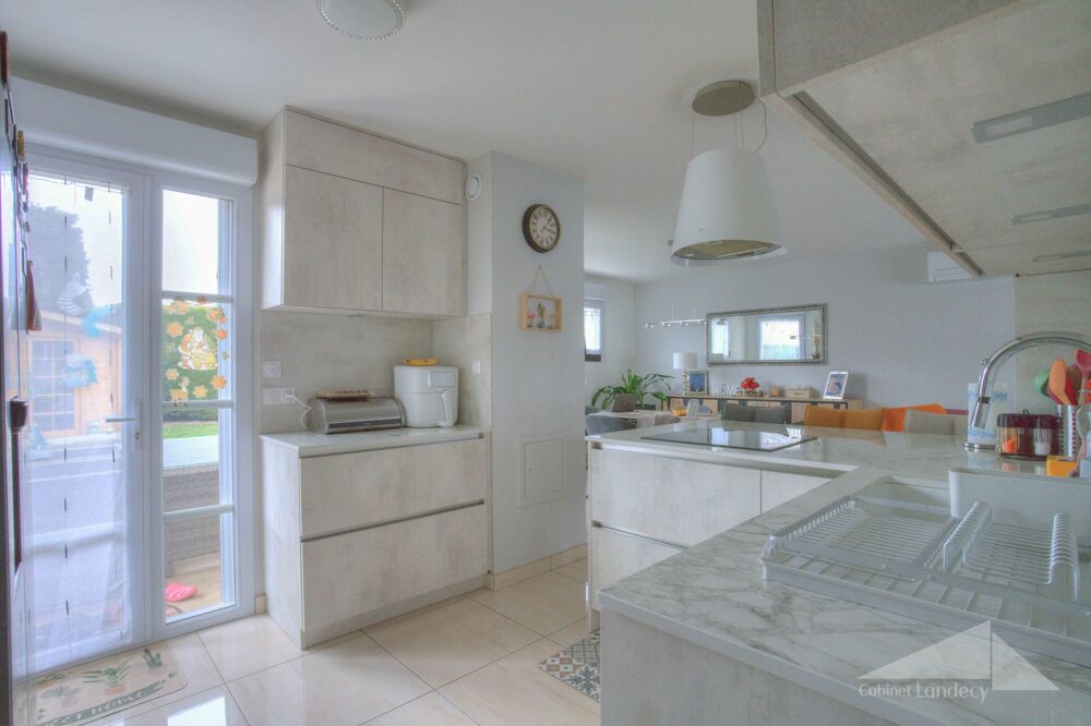 � vendre  Maison Pr�vessin-Mo�ns (01280)