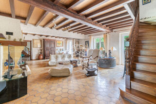  Maison  vendre 9 pices 285 m