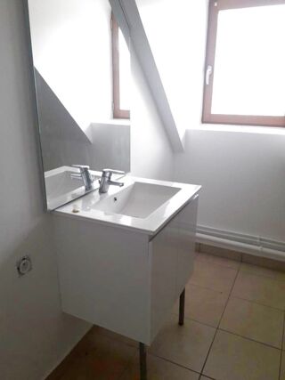  Appartement à louer 2 pièces 36 m²