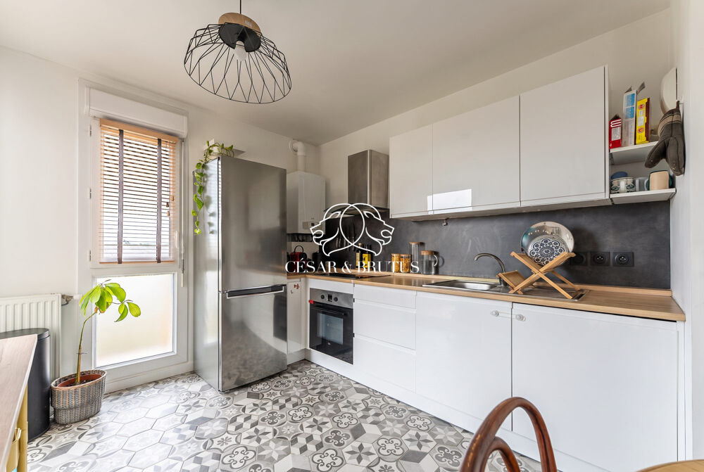 EN EXCLUSIVITÉ T3 de 67 m²  Dernier étage avec terrasse