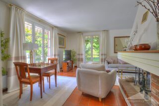  Maison à vendre 8 pièces 238 m²