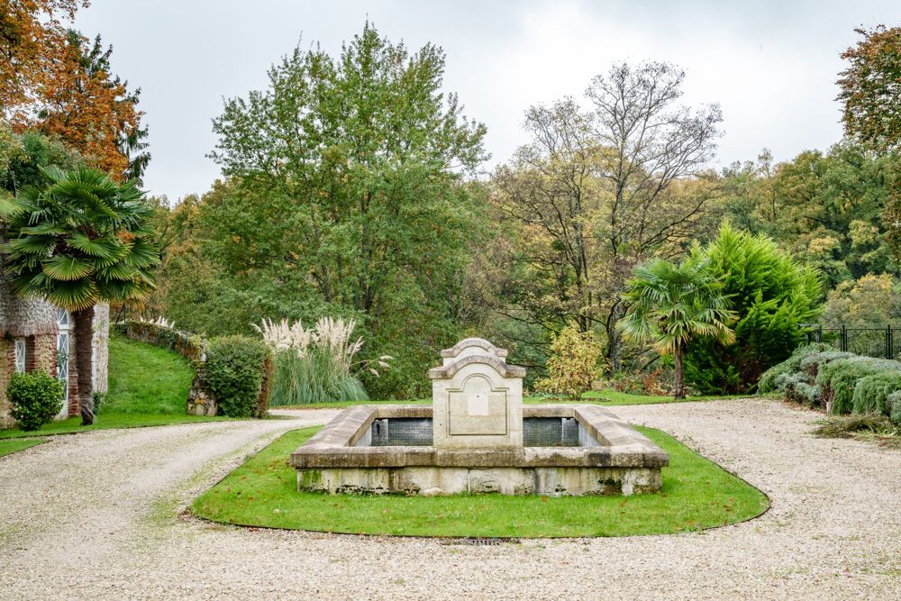 à vendre  Propriété/château Rouziers-de-Touraine (37360)