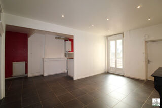  Immeuble � vendre 449 m�