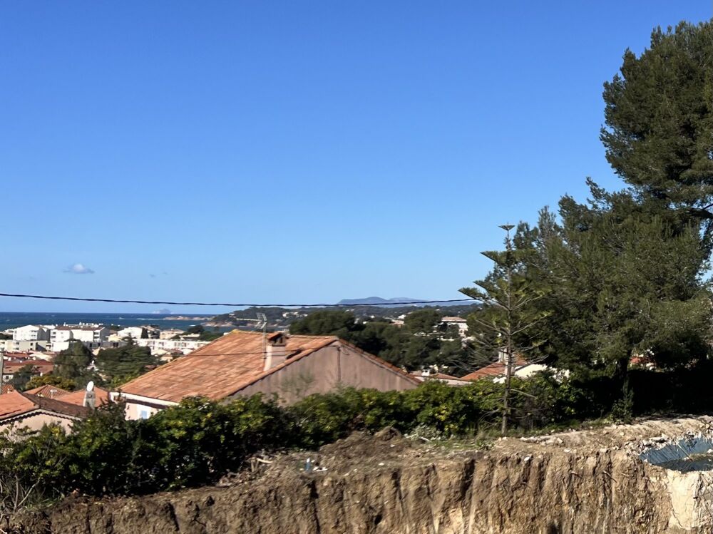 Vente Appartement superbe T4 de 105 m² en REZ DE JARDIN ET VUE MER Six-fours-les-plages