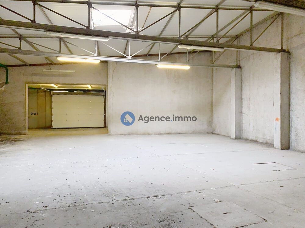 Vente Immeuble Immmeuble mixte offrant rentabilité et potentiel locatif Château-la-vallière