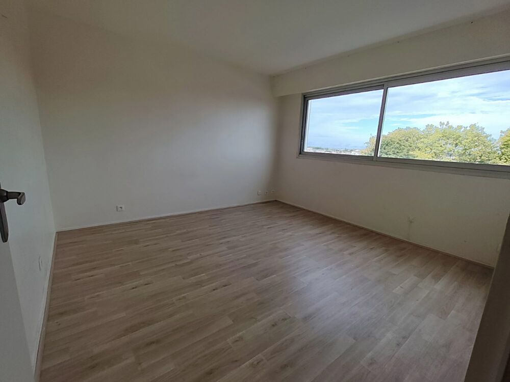 Vente Appartement Appartement T3 traversant Royan