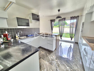  Maison � vendre 5 pi�ces 150 m�