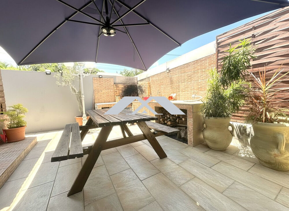 � vendre  Maison Petite-�le (97429)