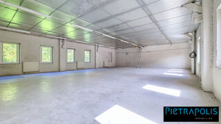  Immeuble à vendre 920 m²