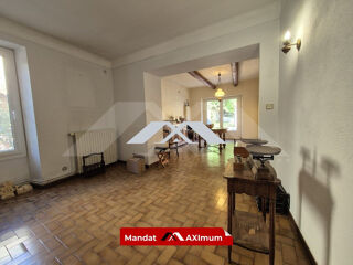  Immeuble à vendre 379 m²