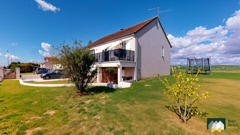   CHARMANTE MAISON AVEC JARDIN ET TERRASSE ! Maison - 5 pice(s) - 110 m