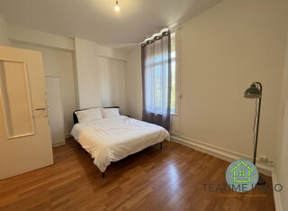  Appartement à louer 2 pièces 52 m²