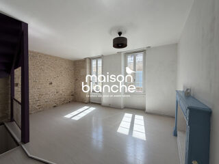  Appartement à louer 5 pièces 120 m²