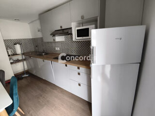  Appartement à louer 3 pièces 45 m²