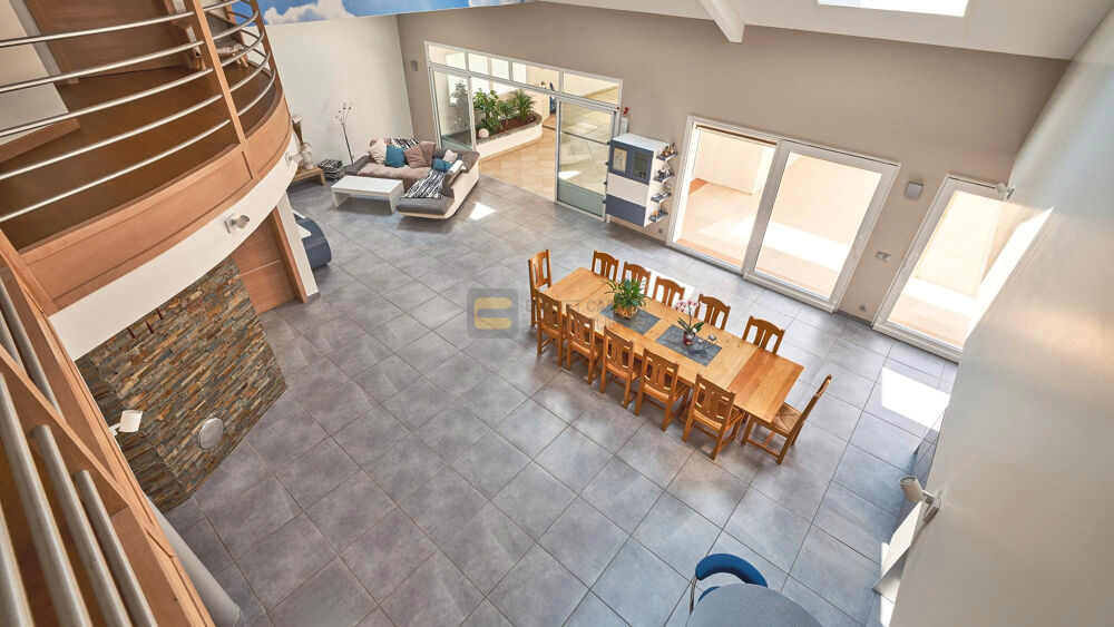 Maison 10 pièces 520 m² · à Vers · 520 m² · 2 495 000 €