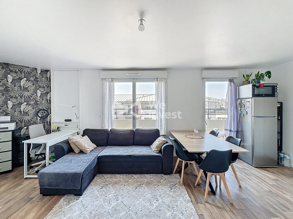 Vente Appartement Centre-ville – 2 pièces en dernier étage dans un immeuble de Argenteuil