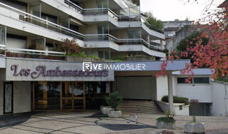  Parking / Garage à louer 14 m²