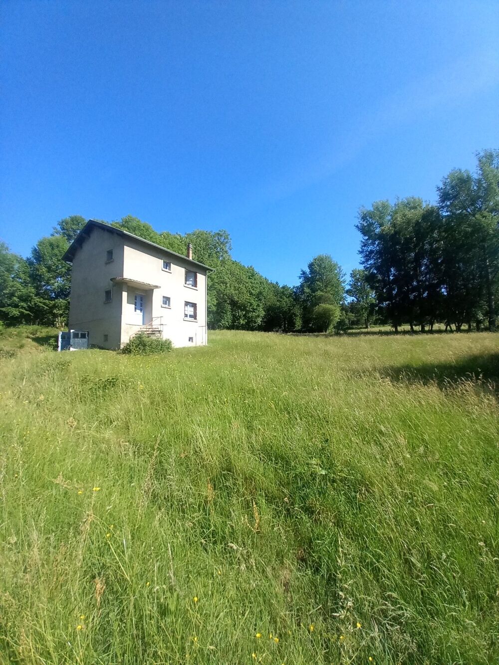 Maison 4 pièces 85 m² · à Monlet · 85 m² · 79 800 €