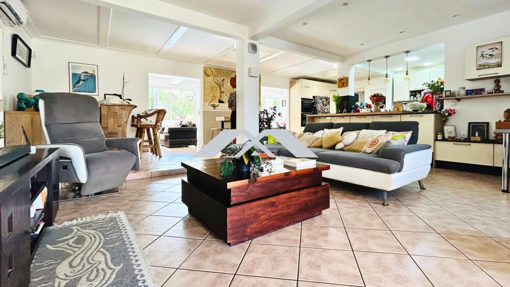 � vendre  Maison Saint-Pierre (97410)