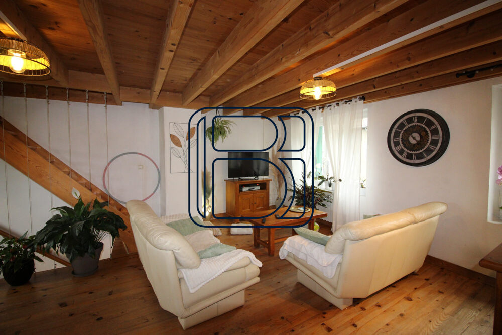 MAISON RÉNOVÉE AVEC VUE