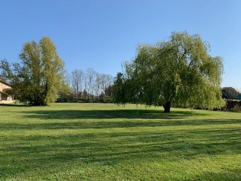  Terrain constructible 700 m2 