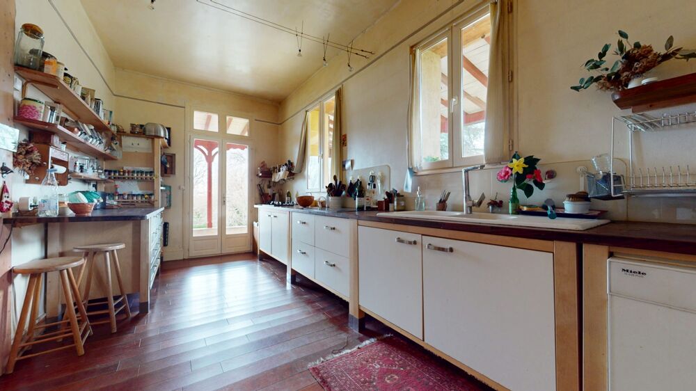 à vendre  Propriété/château Bergerac (24100)