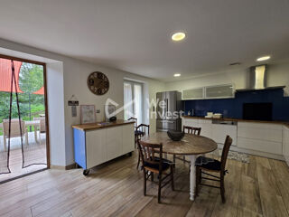  Maison � vendre 11 pi�ces 281 m�