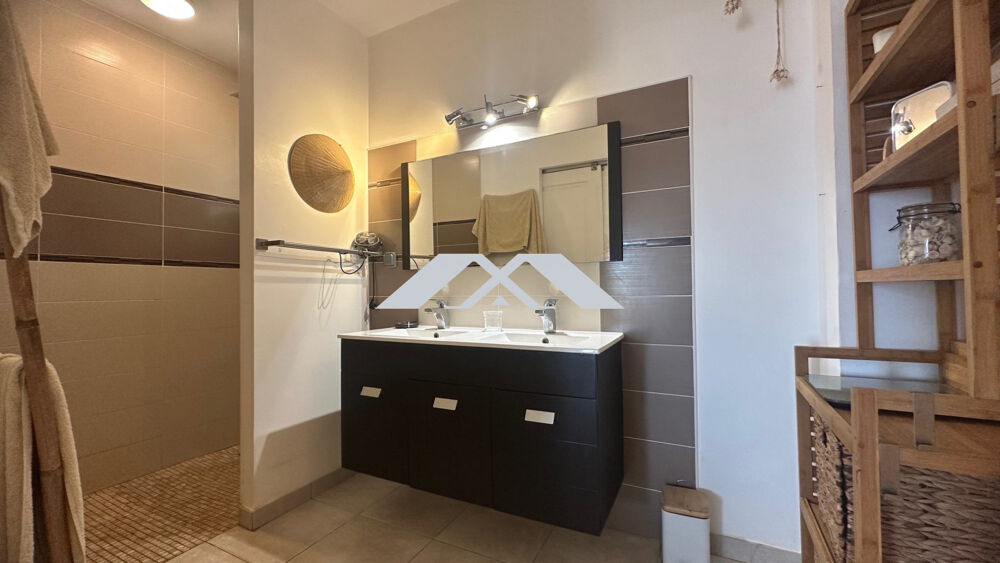 � vendre  Maison Saint-Pierre (97410)