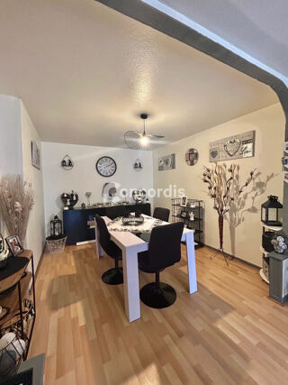  Immeuble � vendre 240 m�