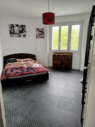  Appartement à louer 3 pièces 65 m²