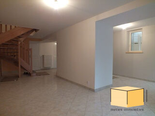  Maison à louer 4 pièces 88 m²