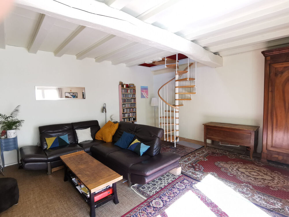 Appartement rénové avec patio  Hyper-centre de Saujon