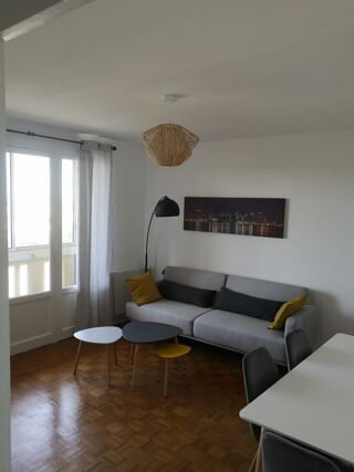  Appartement  louer 5 pices 77 m