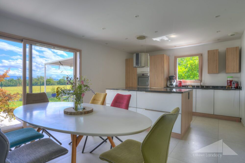 à vendre  Maison Thoiry (01710)