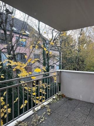  Appartement à louer 6 pièces 158 m²