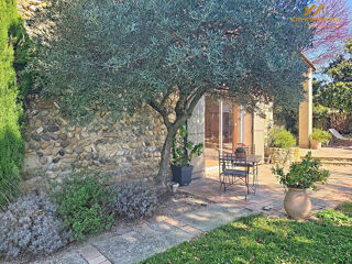  Maison à vendre 8 pièces 215 m²