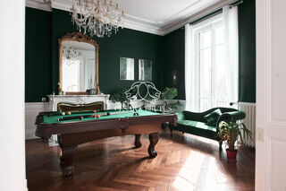  Appartement  vendre 8 pices 266 m