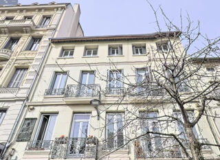  Immeuble à vendre 570 m² Saint-Étienne