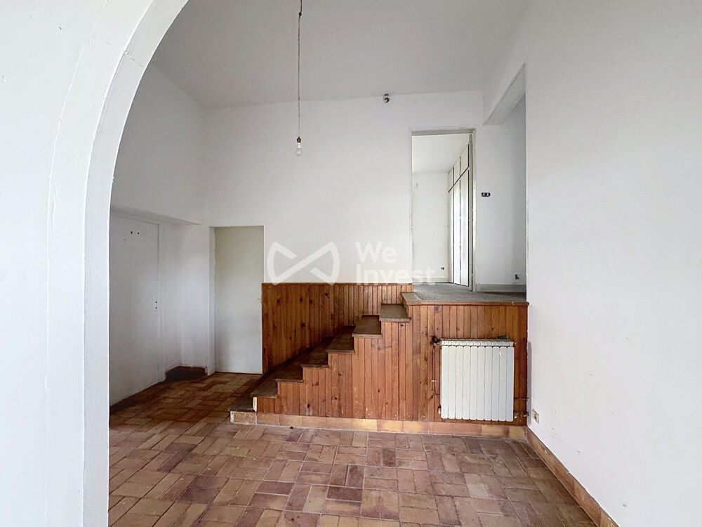 Vente Maison Villa type 6 à rénover avec 5 chambres, garage, jardin. Sayat