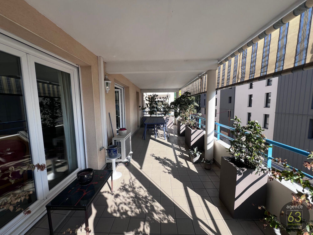 Beau et lumineux T4 de 99 m2, ascenseur, 38 m2 de terrasses, gar