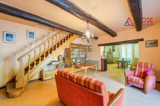  Maison  vendre 6 pices 228 m