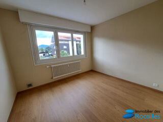  Appartement à louer 3 pièces 65 m²