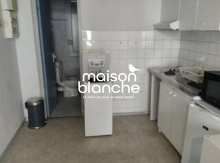  Appartement à louer 2 pièces 33 m²