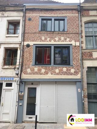  Immeuble  vendre 210 m